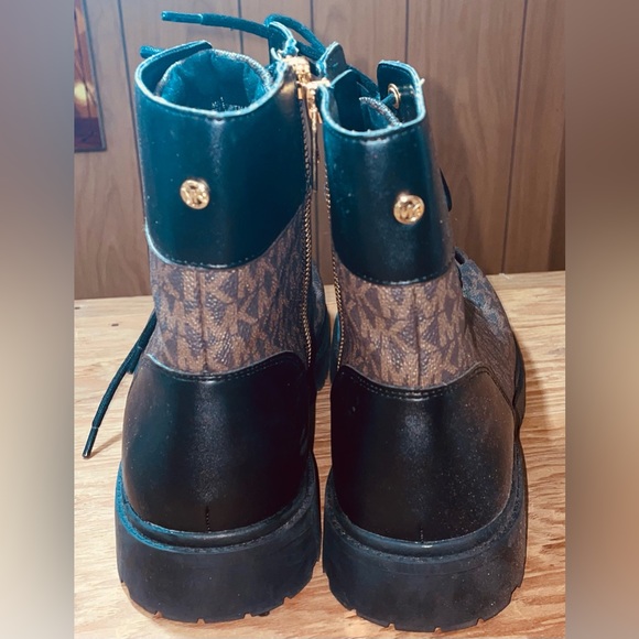 Michael Kors women’s size 10 Alistair lace up combat boots - Picture 7 of 12